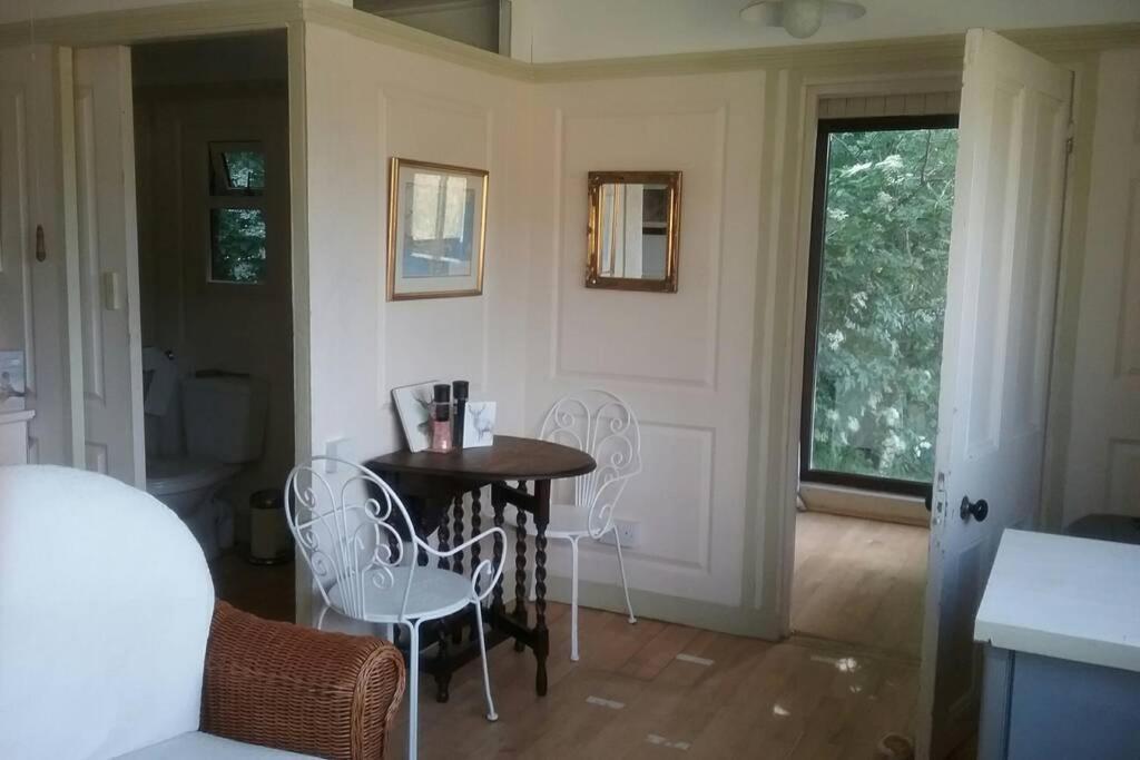 Stags View,unique Eco Cabin, Dartmoor Views * South Brent