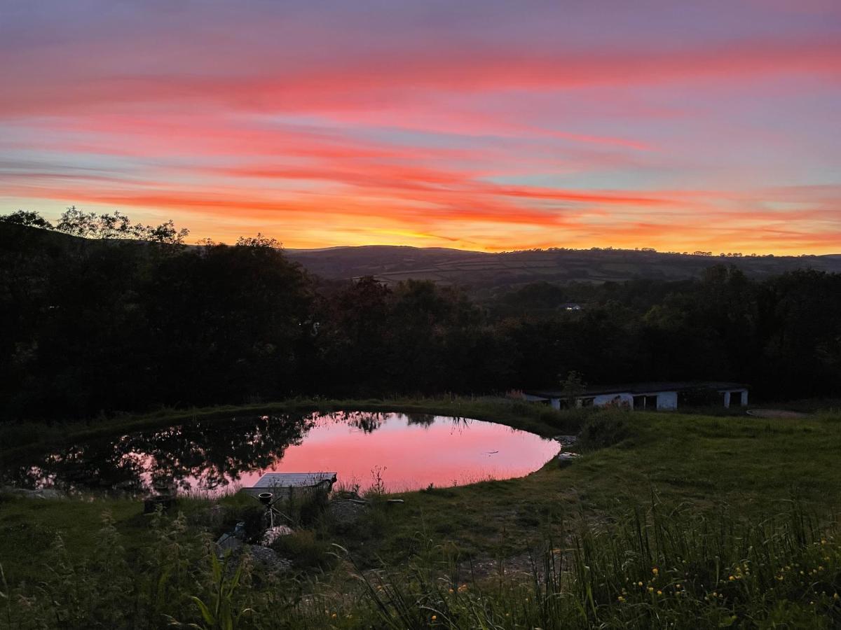 Stags View,unique Eco Cabin, Dartmoor Views